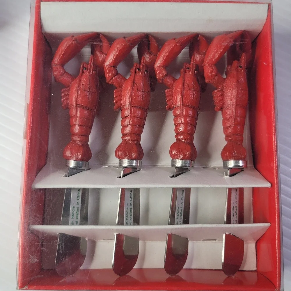 Boston Warehouse Lobster Handle Spreader Knife Set w Salt & Pepper Shakers‎ NEW